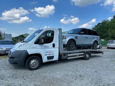 Pomoc drogowa 24/7 Holowanie Transport pojazdów Laweta Bielsko Holomax